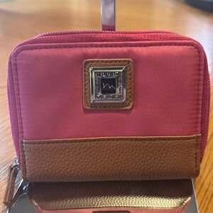 Mundi zip wallet. Euc